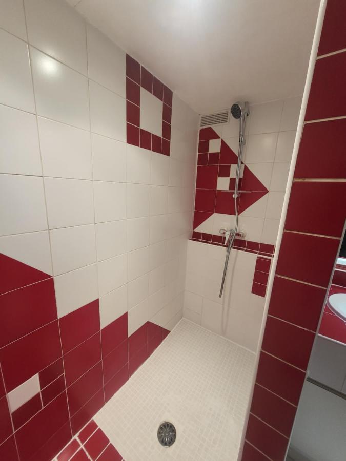 Appartement Au Coeur De La Sorgue LʼIsle-sur-la-Sorgue Exterior foto